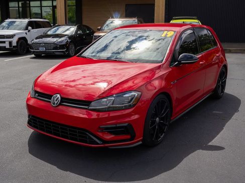 Used 2019 Volkswagen Golf R 4-Door AWD/4WD image 3
