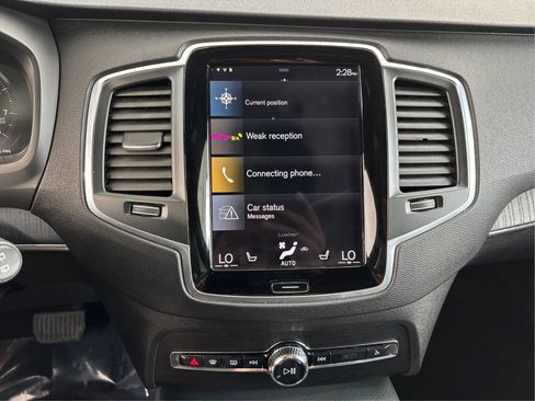 Used 2020 Volvo XC90 T6 Momentum AWD/4WD image 19
