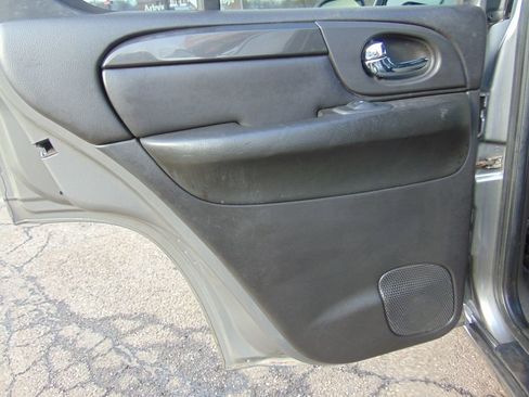 Used 2007 GMC Envoy SLE image 22