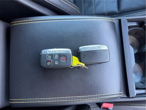 Used 2018 Jaguar F-TYPE 400 Sport image 50