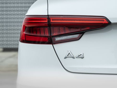 Used 2017 Audi A4 2.0T Premium w/ Convenience Package image 28