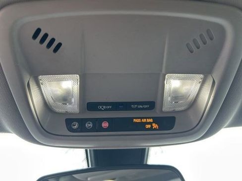 Used 2022 Chevrolet Malibu LT image 21