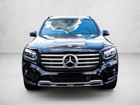 New 2026 Mercedes-Benz GLB 250 4MATIC image 2