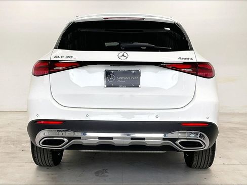 New 2026 Mercedes-Benz GLC 300 4MATIC image 4