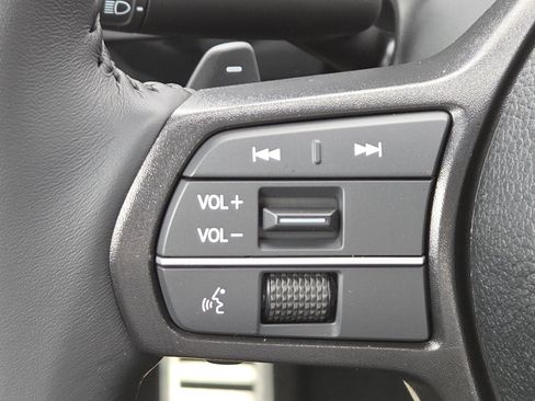 Used 2025 Honda Accord Sport image 32