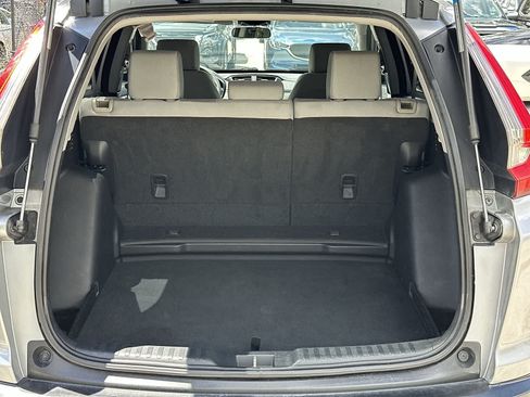 Used 2018 Honda CR-V LX image 16