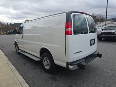 Used 2024 Chevrolet Express 2500 w/ Driver Convenience Package image 4