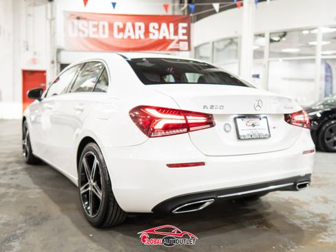 Used 2019 Mercedes-Benz A 220 4MATIC image 5