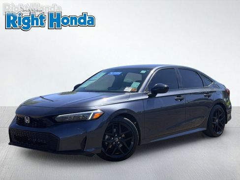 Certified 2025 Honda Civic Sport image 2