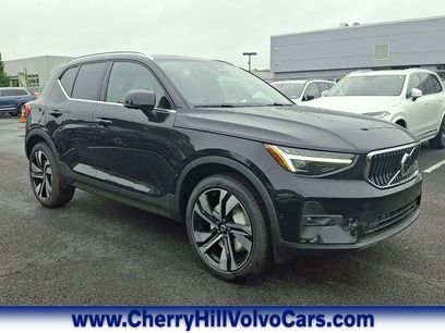 New 2025 Volvo XC40 B5 Ultra w/ Protection Package Premier
