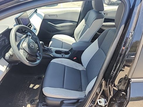 Used 2024 Toyota Corolla LE FWD image 10