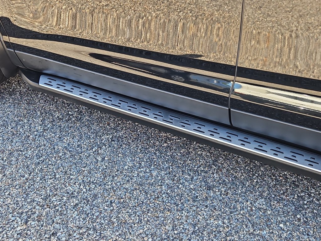 Used 2019 Toyota Highlander SE AWD/4WD image 21