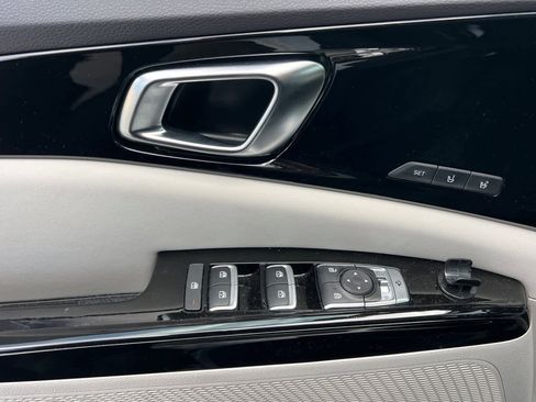 Used 2024 Kia Carnival SX Prestige image 13