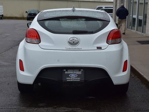 Used 2015 Hyundai Veloster RE:FLEX Edition image 7