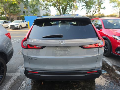 Used 2023 Honda CR-V EX-L image 5