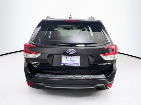 Used 2021 Subaru Forester Premium AWD/4WD image 6