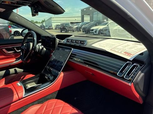 Used 2024 Mercedes-Benz S 580 4MATIC Sedan image 29