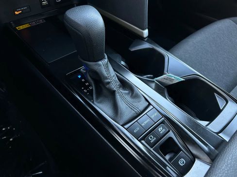 Used 2025 Toyota Camry LE image 26