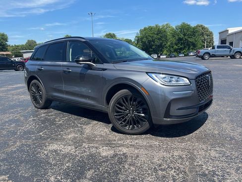 Used 2023 Lincoln Corsair Reserve w/ Equipment Group 201A AWD/4WD image 2