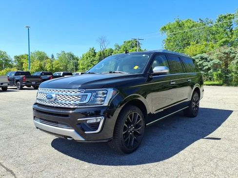 Used 2019 Ford Expedition Max Platinum AWD/4WD image 3