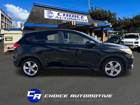Used 2016 Honda HR-V EX image 8