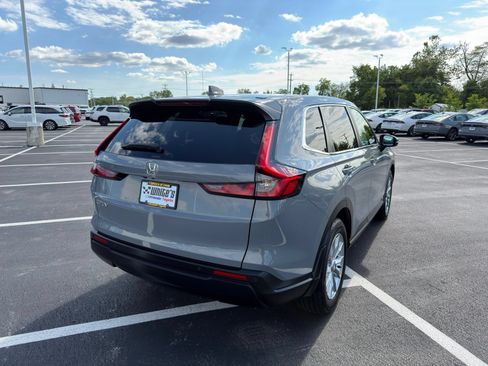 Used 2025 Honda CR-V EX-L image 6