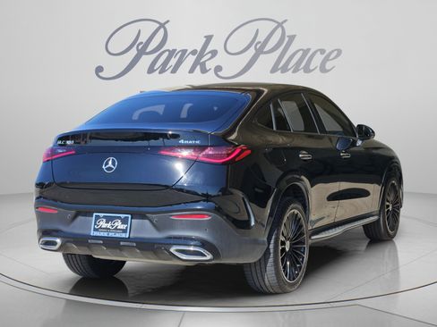 Used 2024 Mercedes-Benz GLC 300 4MATIC image 6