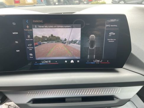 Used 2025 BMW 228i xDrive w/ Premium Package AWD/4WD image 18