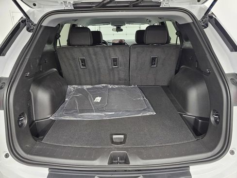 Used 2026 Chevrolet Blazer LT FWD image 26
