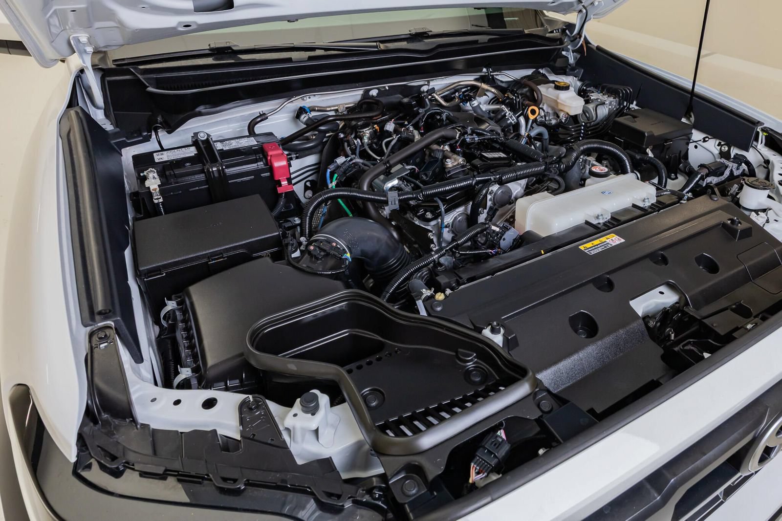 Used 2025 Toyota Tacoma TRD Off-Road AWD/4WD image 39
