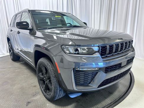 New 2026 Jeep Grand Cherokee Limited AWD/4WD image 25