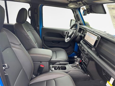 New 2025 Jeep Wrangler Sahara image 26