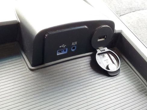 Used 2014 RAM 1500 Big Horn RWD image 23