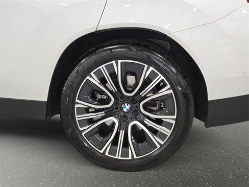 Certified 2025 BMW X3 xDrive30i w/ Convenience Package image 28