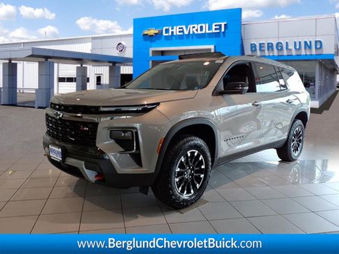 New 2026 Chevrolet Traverse Z71 w/ Driver Confidence Package image 1