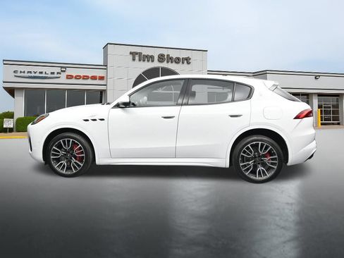 Used 2023 Maserati Grecale GT AWD/4WD image 2