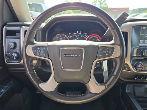 Used 2016 GMC Sierra 1500 Denali w/ Enhanced Driver Alert Package AWD/4WD image 23