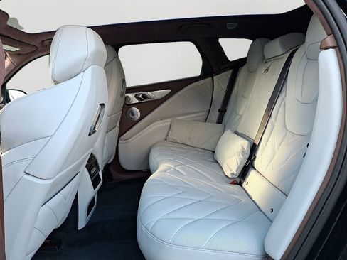 Certified 2024 BMW XM image 8