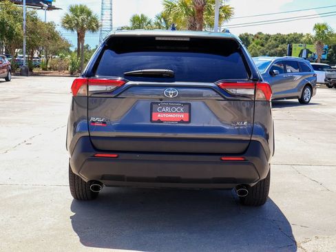 Used 2025 Toyota RAV4 XLE AWD/4WD image 22