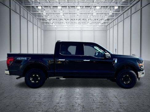 Used 2025 Ford F150 XLT w/ Equipment Group 301A Standard AWD/4WD image 5