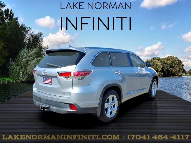 Used 2016 Toyota Highlander Limited FWD image 26