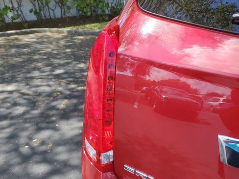 Used 2016 Cadillac SRX Luxury w/ Driver Awareness Package FWD image 26