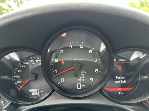 Used 2015 Porsche 911 Carrera RWD image 15