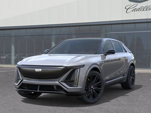 New 2026 Cadillac Lyriq V w/ LPO, Floor Liner Package AWD/4WD image 31