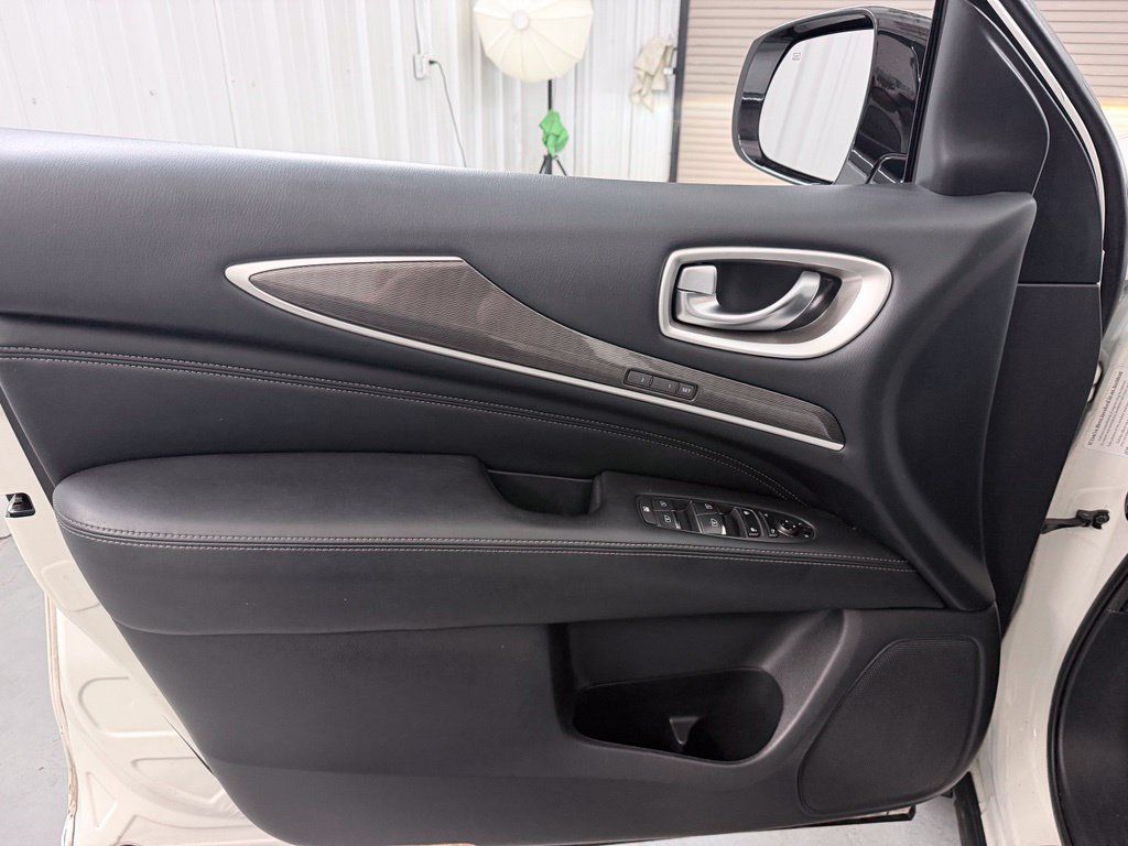 Used 2017 INFINITI QX60 FWD w/ Premium Plus Package image 13
