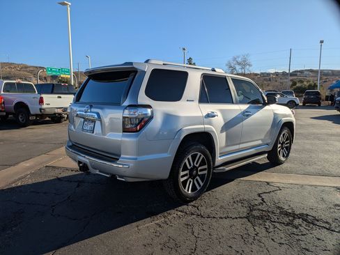 Used 2014 Toyota 4Runner Limited image 3