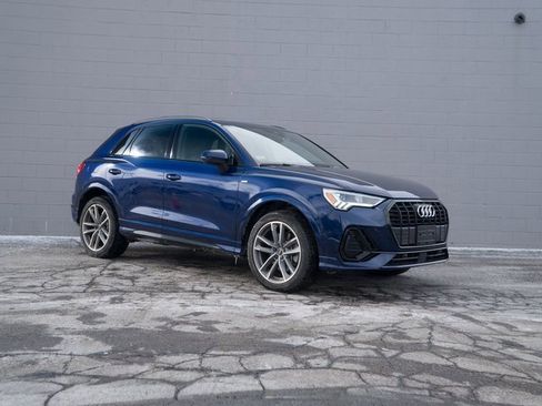 Used 2021 Audi Q3 2.0T Premium Plus w/ Premium Plus Package image 9