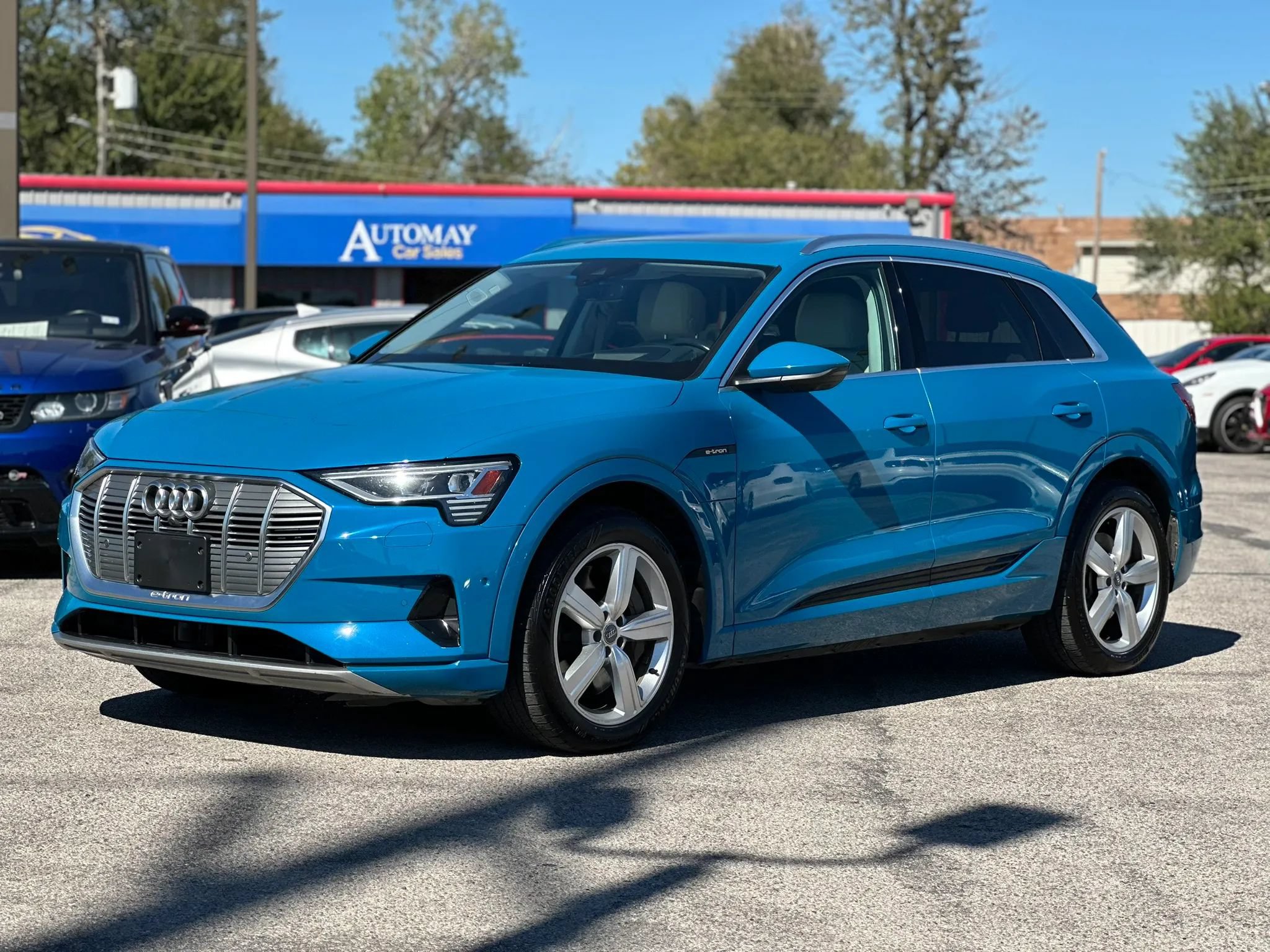 Used 2019 Audi e-tron Prestige AWD/4WD image 1