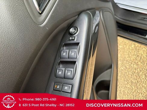 Used 2020 GMC Canyon All Terrain AWD/4WD image 11
