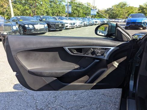Used 2019 Jaguar F-TYPE Convertible RWD image 11